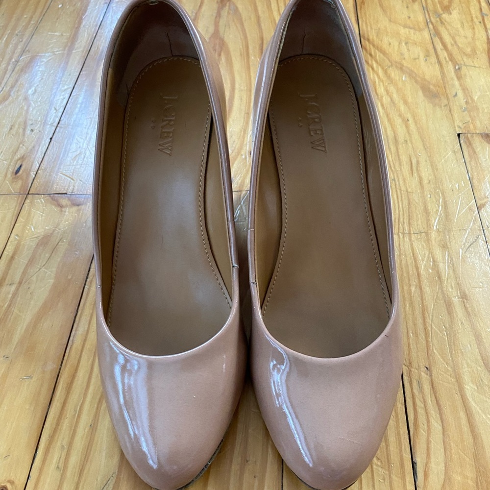 J crew round toe wedges